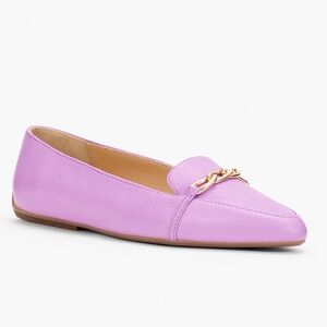 NWOB. Talbots 9M Francesca Chainlink Driving Moccasins - Pebbled Leather.